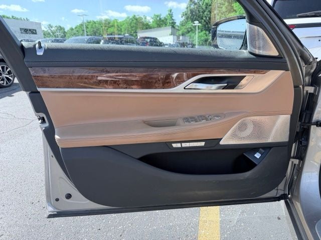 2018 BMW 7 Series 750i