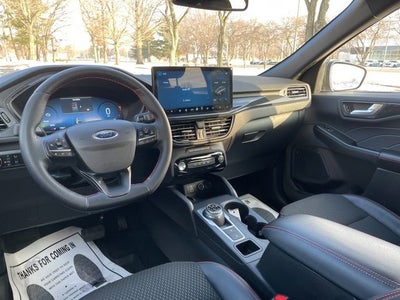 2025 Ford Escape Hybrid ST-Line Elite