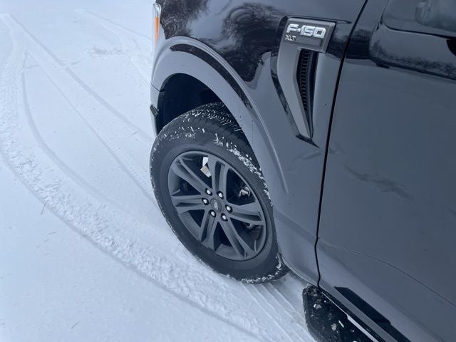 2023 Ford F-150 XLT With Dual Sunroof