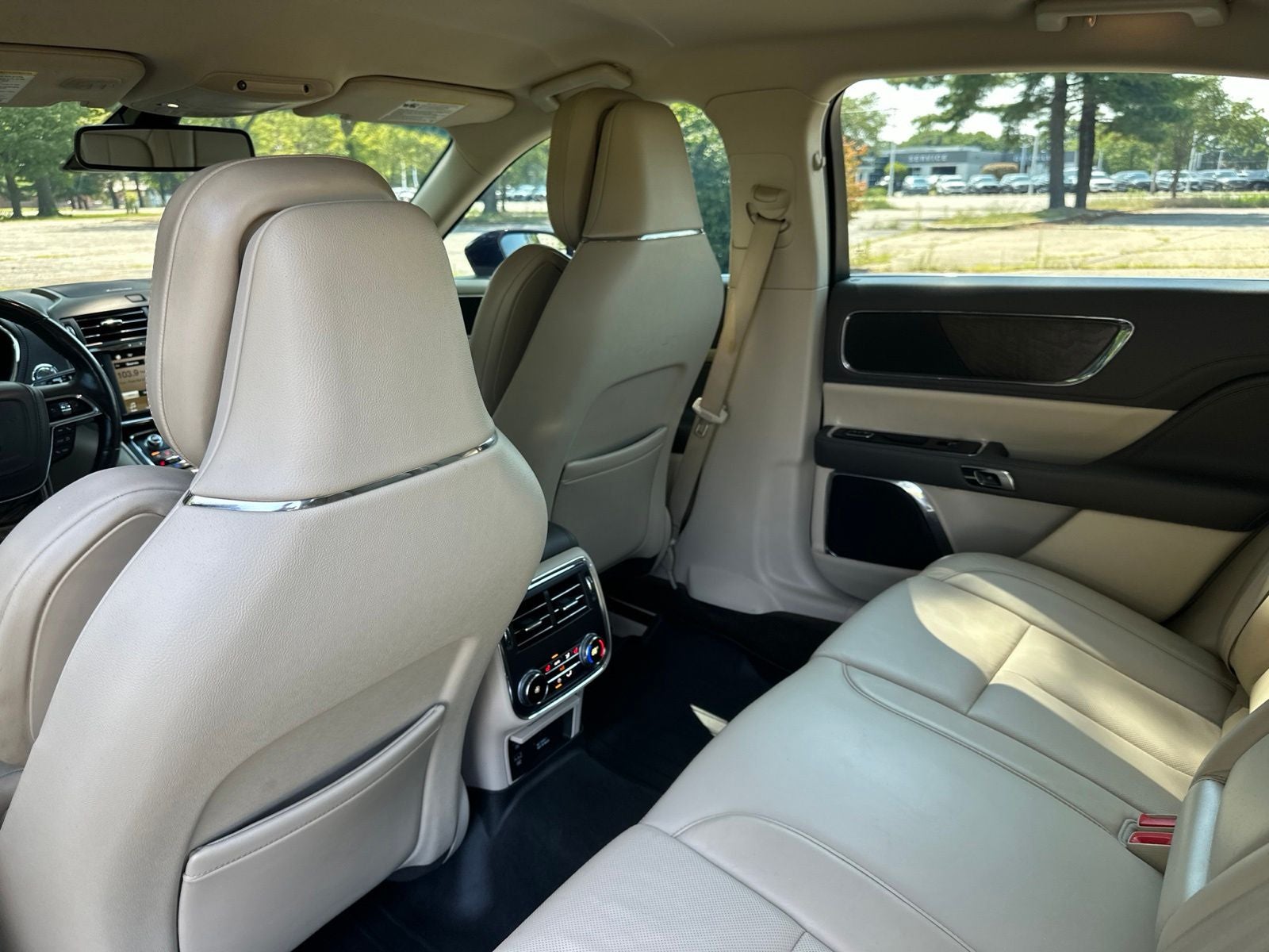 2017 Lincoln Continental Reserve