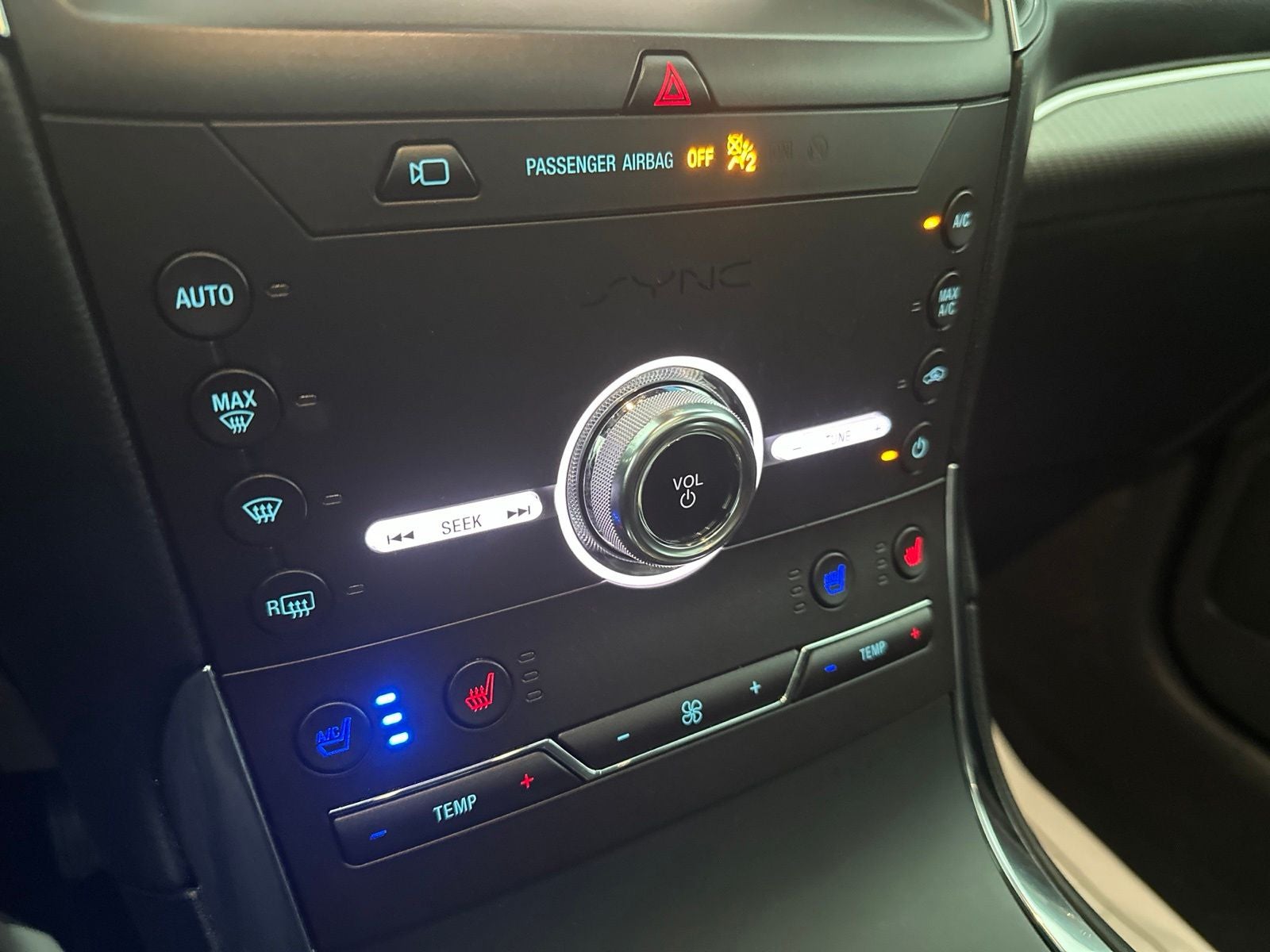 2020 Ford Edge Titanium