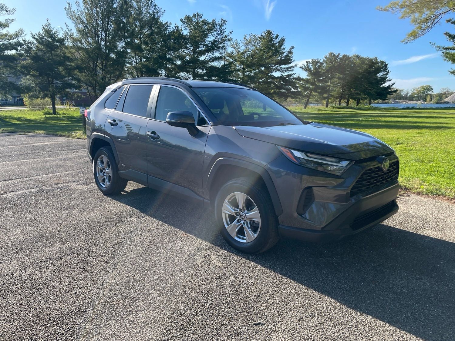 2024 Toyota RAV4 Hybrid LE