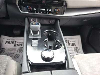 2022 Nissan Rogue SV