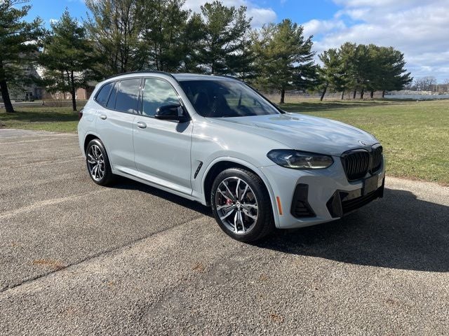 2023 BMW X3 M40i