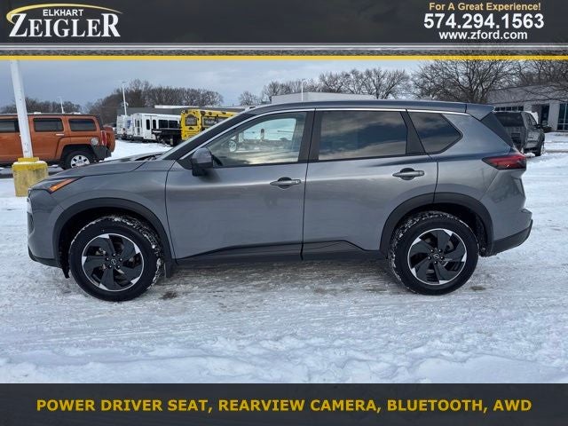 2025 Nissan Rogue SV