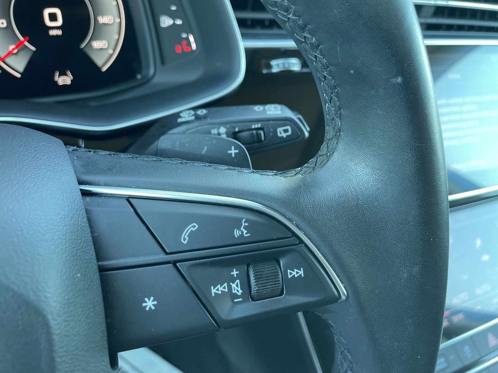 2024 Audi Q7 45 Premium Plus quattro