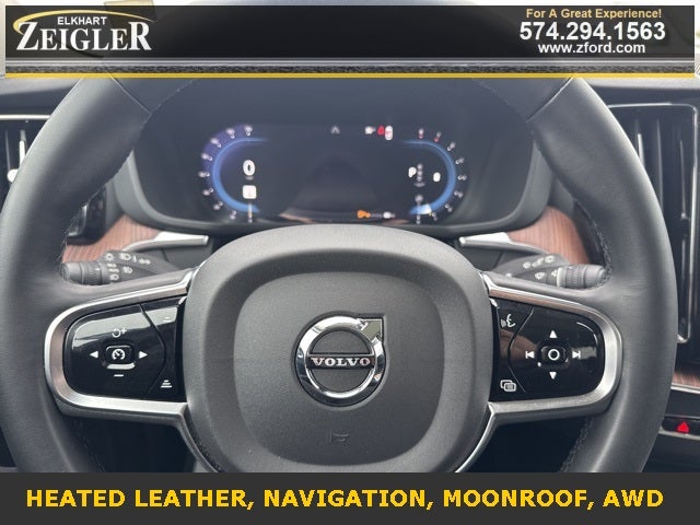 2024 Volvo XC60 B5 Plus Dark Theme