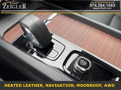 2024 Volvo XC60 B5 Plus Dark Theme