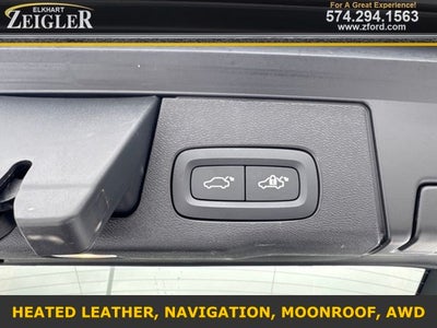 2024 Volvo XC60 B5 Plus Dark Theme