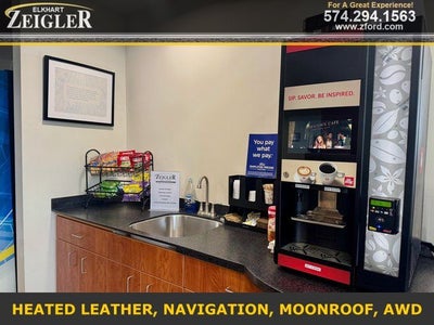 2024 Volvo XC60 B5 Plus Dark Theme