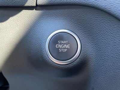 2025 Volvo XC40 B5 Core